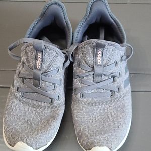 Adidas women's 7.5 shoes.